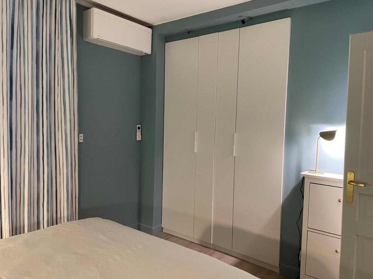 Vue Sur Rade Appartement Elegant Vaste Climatise Etage Eleve Ascenseur Proche Parking Et Toutes Commodites Au Coeur Du Toulon Historique Eksteriør billede