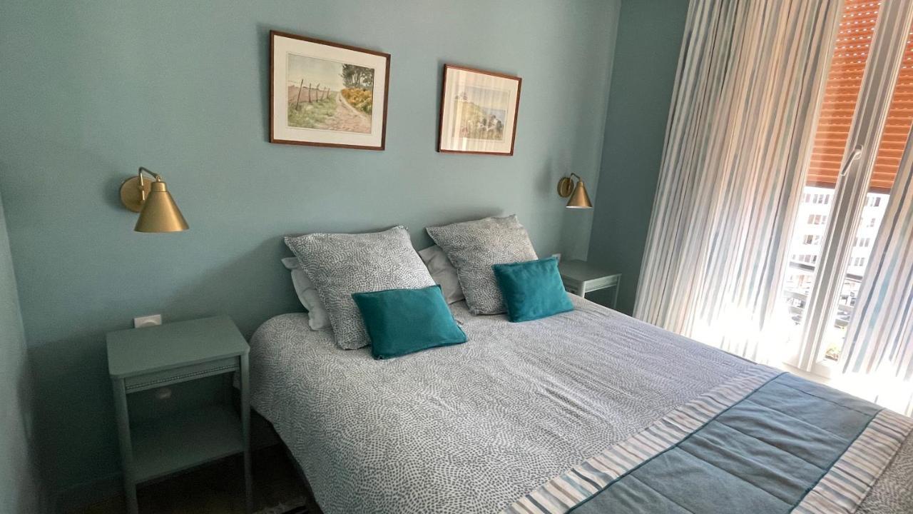 Vue Sur Rade Appartement Elegant Vaste Climatise Etage Eleve Ascenseur Proche Parking Et Toutes Commodites Au Coeur Du Toulon Historique Eksteriør billede